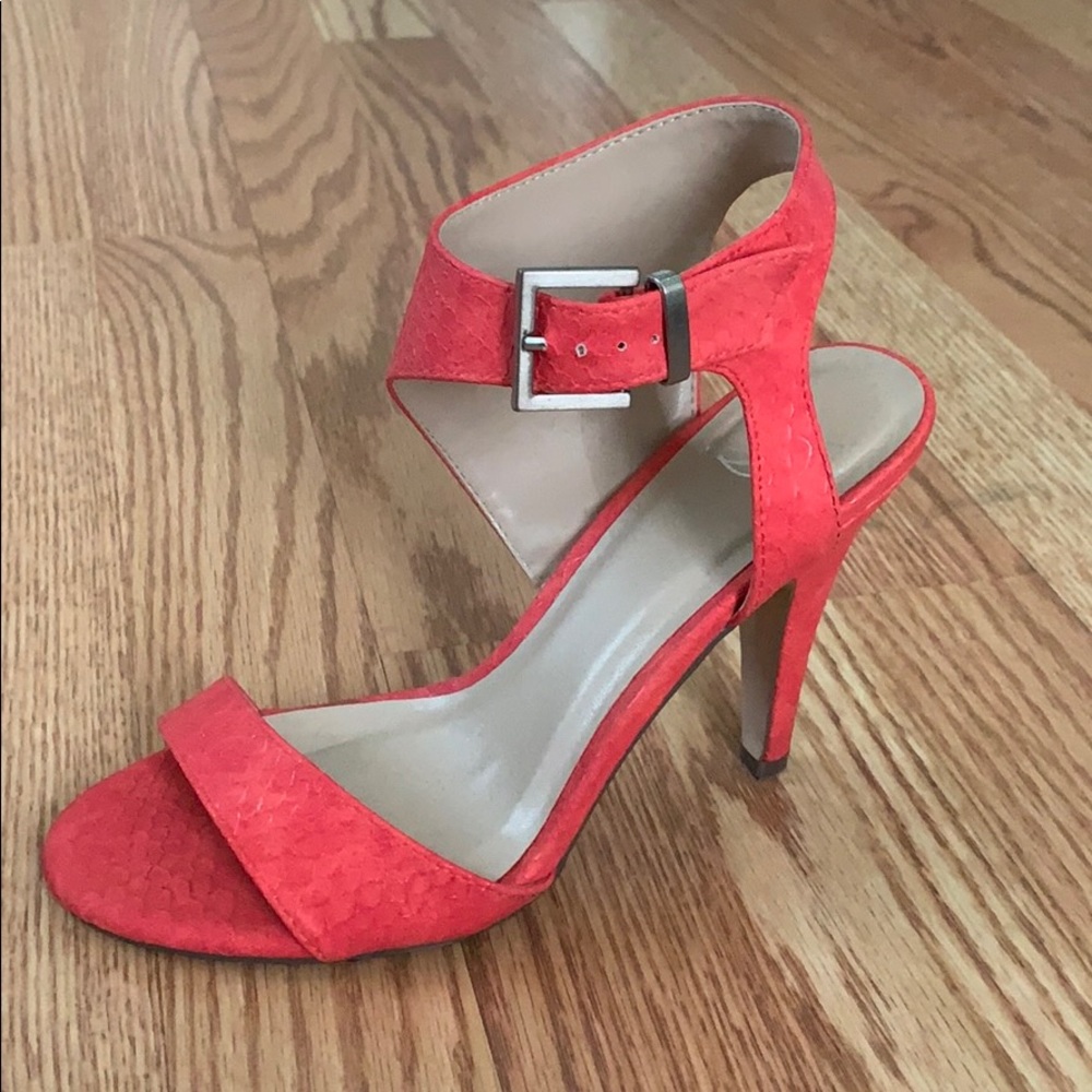 Coral heels